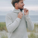 Troyer Robert Hellgrau